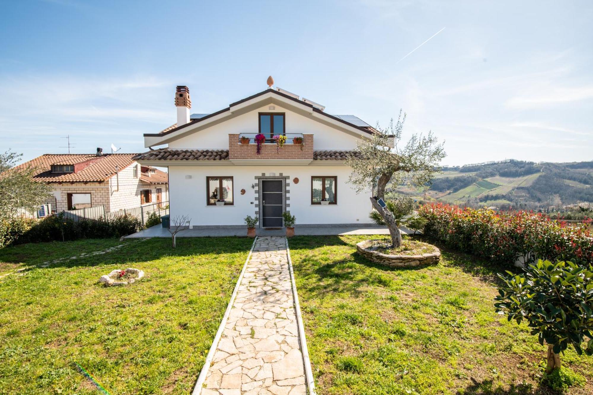 Villa Mastro Oleario 5 Dal Mare 30 Dai Monti Torrevecchia Teatina Екстер'єр фото
